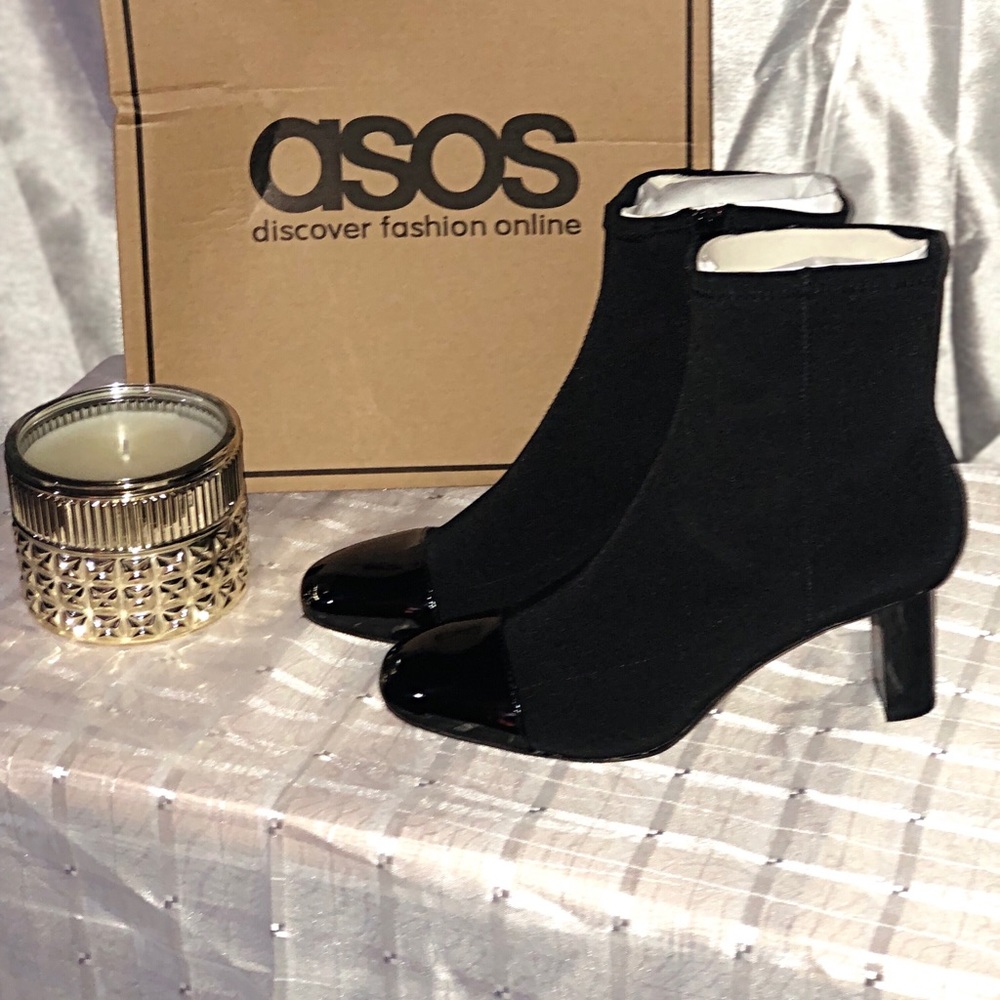 ASOS Bershka boots 🖤